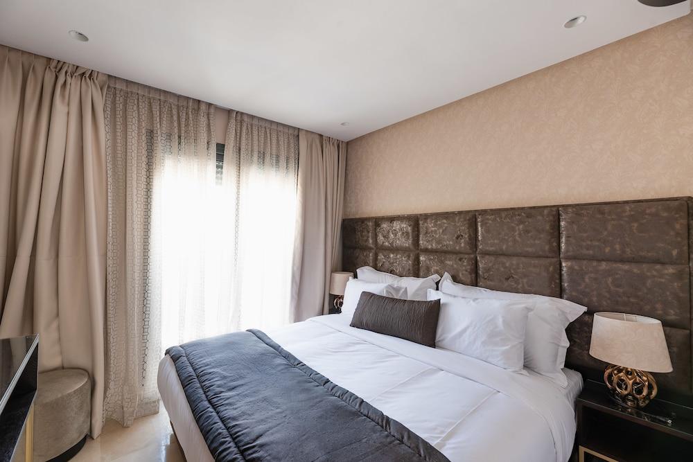 Avenue Hotel Casa Blanca