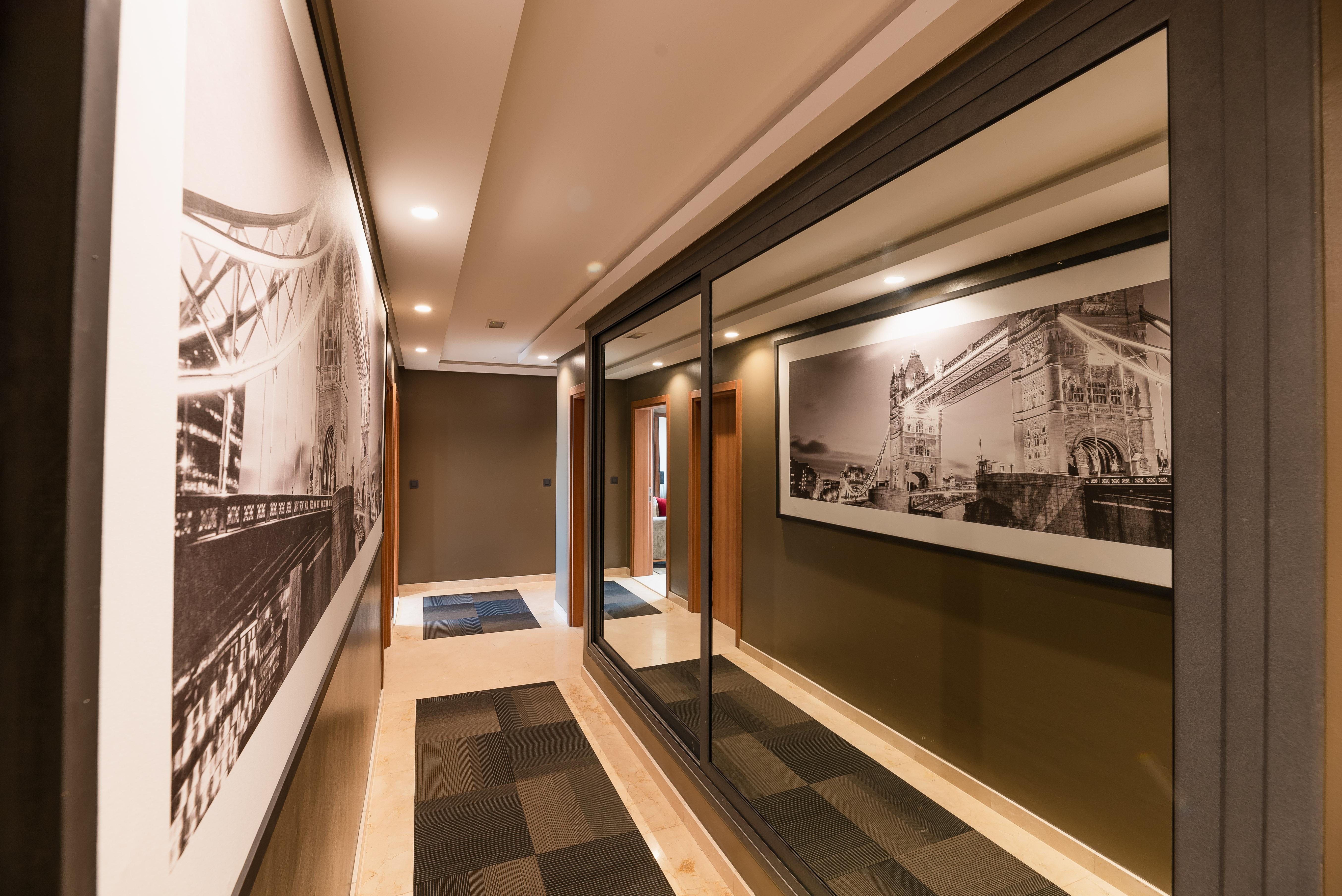 Hotel Avenue Deluxe 4*