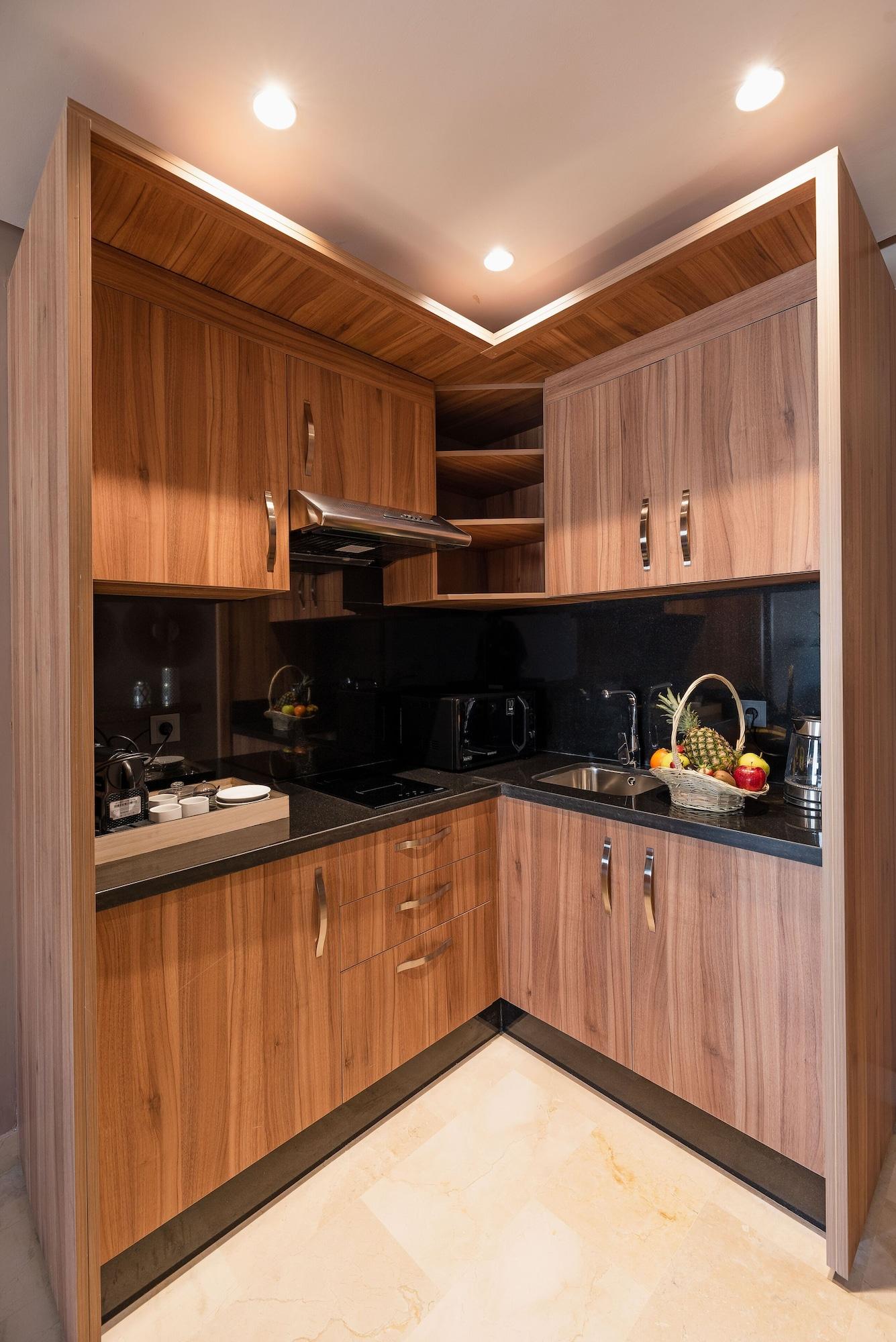 Avenue Deluxe 4*